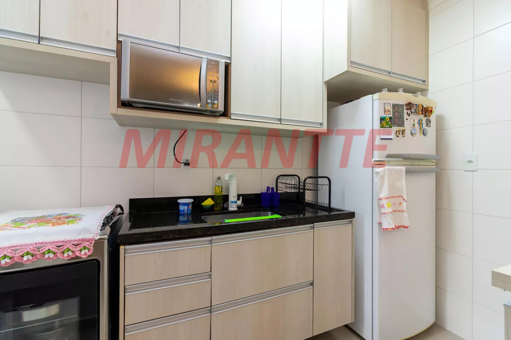 Apartamento de 52m² com 2 quartos em Água Fria