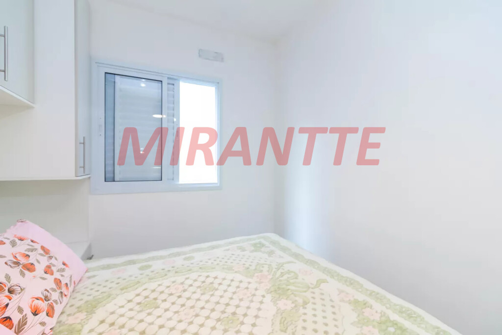 Apartamento de 52m² com 2 quartos em Água Fria