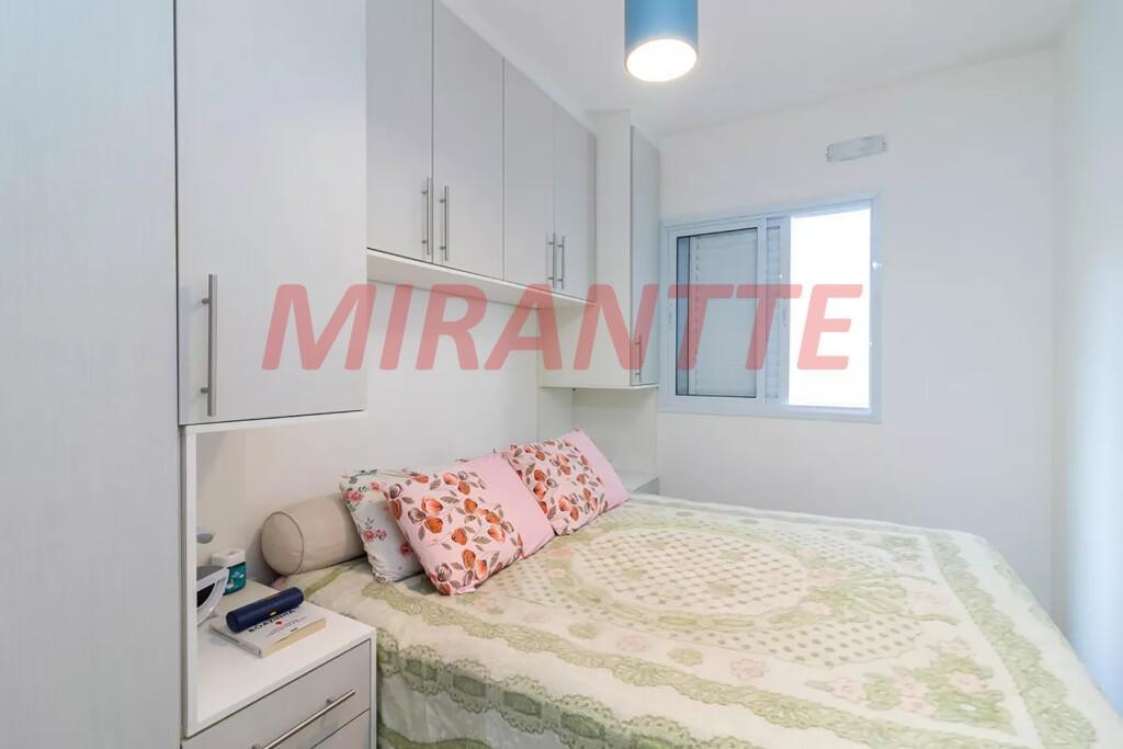 Apartamento de 52m² com 2 quartos em Água Fria