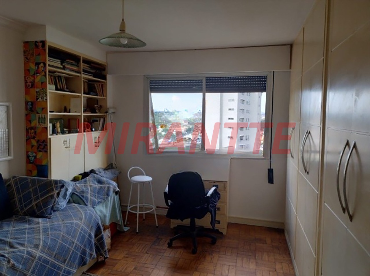 Apartamento de 170m² com 3 quartos em Água Fria