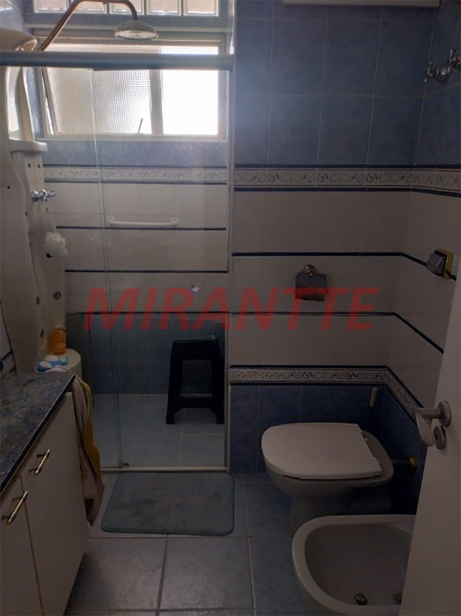 Apartamento de 170m² com 3 quartos em Água Fria