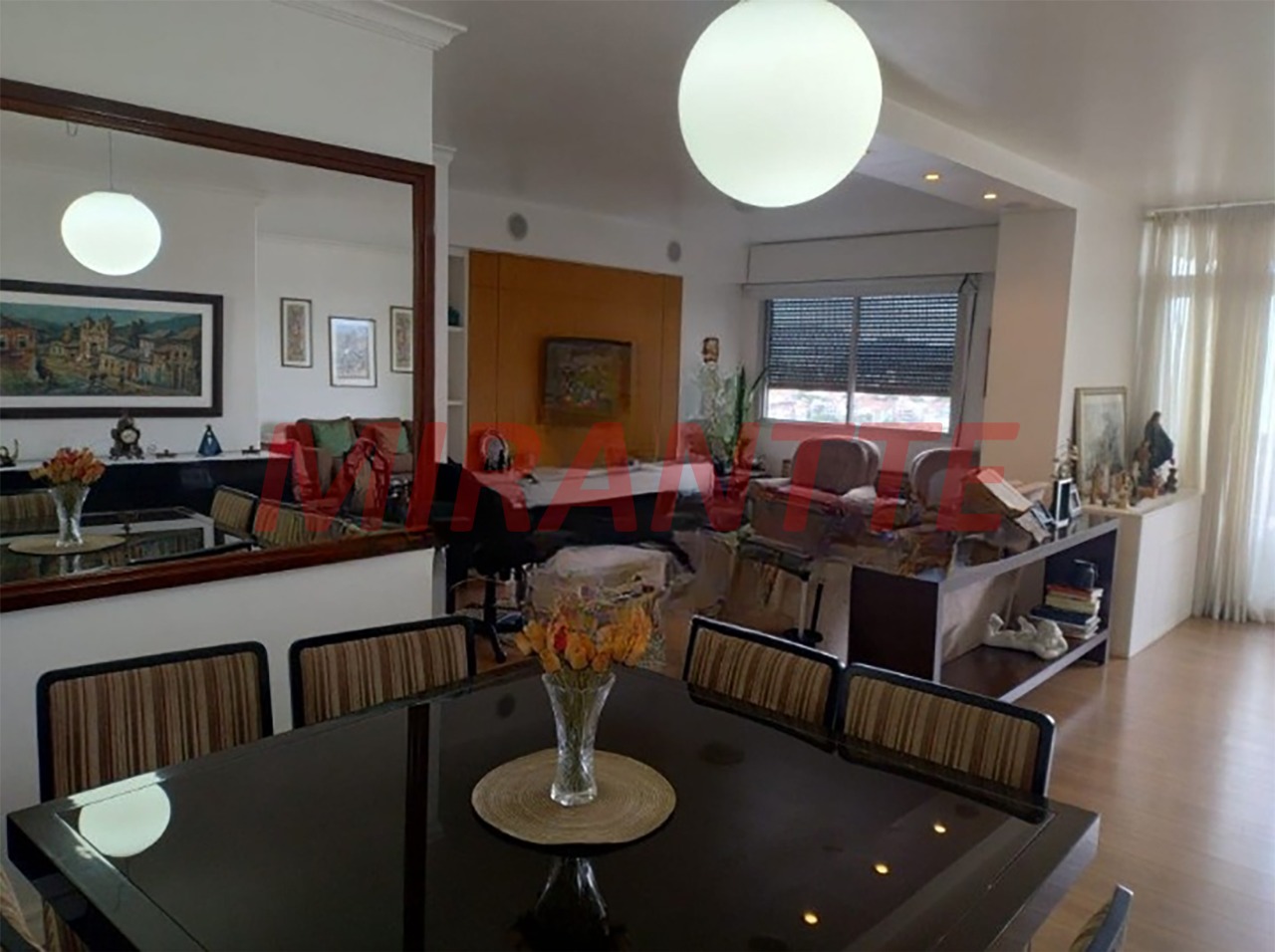 Apartamento de 170m² com 3 quartos em Água Fria