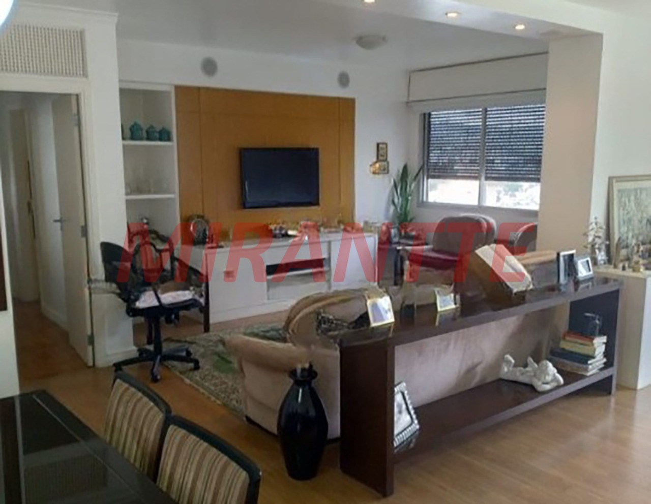 Apartamento de 170m² com 3 quartos em Água Fria