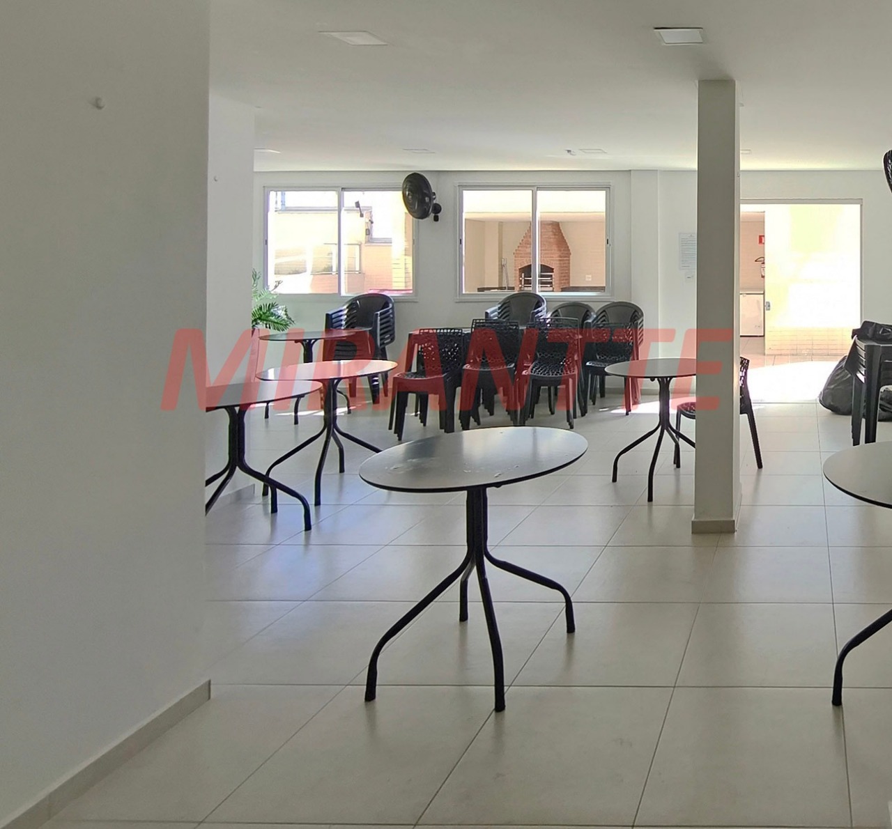 Apartamento de 50m² com 2 quartos em Vila Aurora