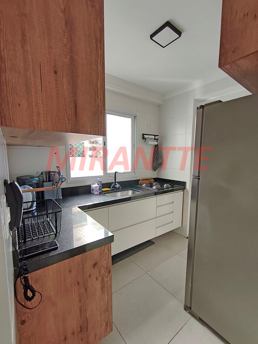 Apartamento de 50m² com 2 quartos em Vila Aurora