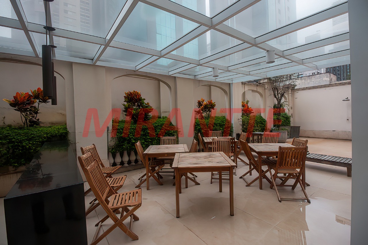 Apartamento de 78m² com 2 quartos em Itaim Bibi
