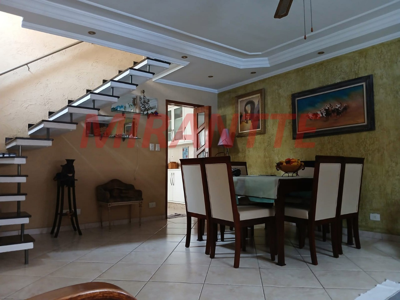 Sobrado de 208m² com 3 quartos em Imirim