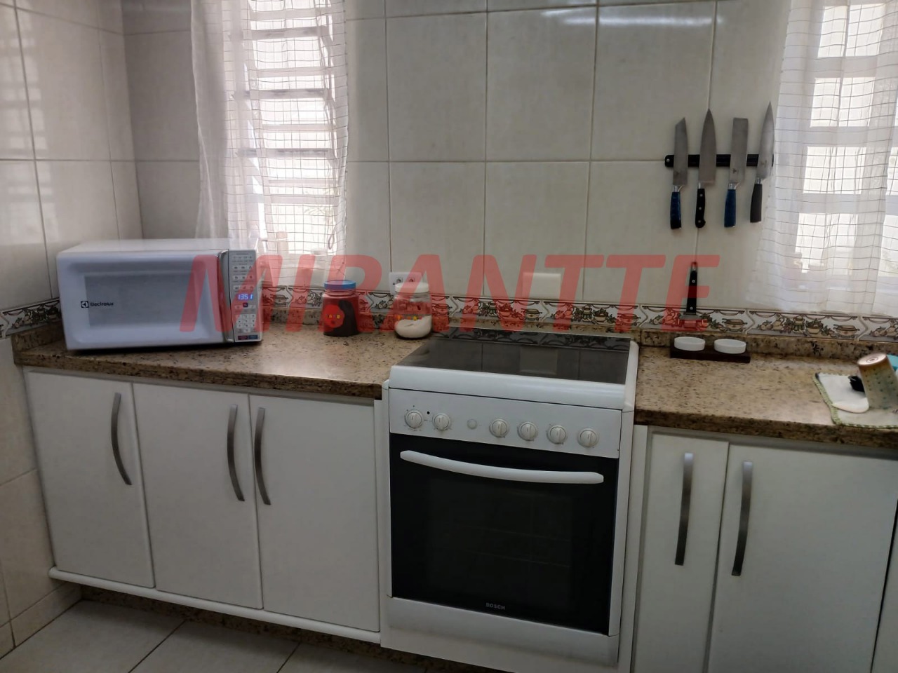 Sobrado de 208m² com 3 quartos em Imirim