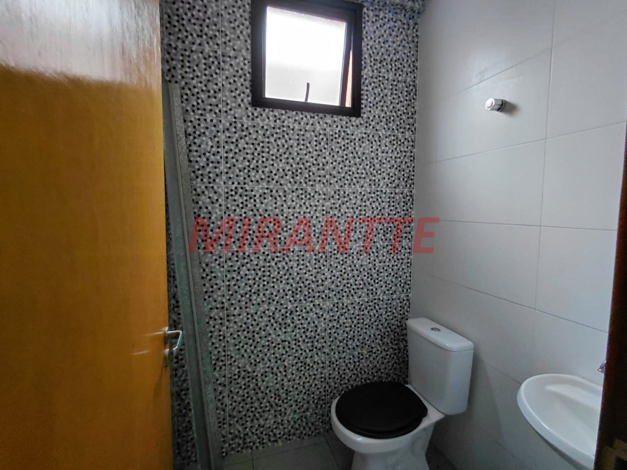 Comercial de 120m² em Santana