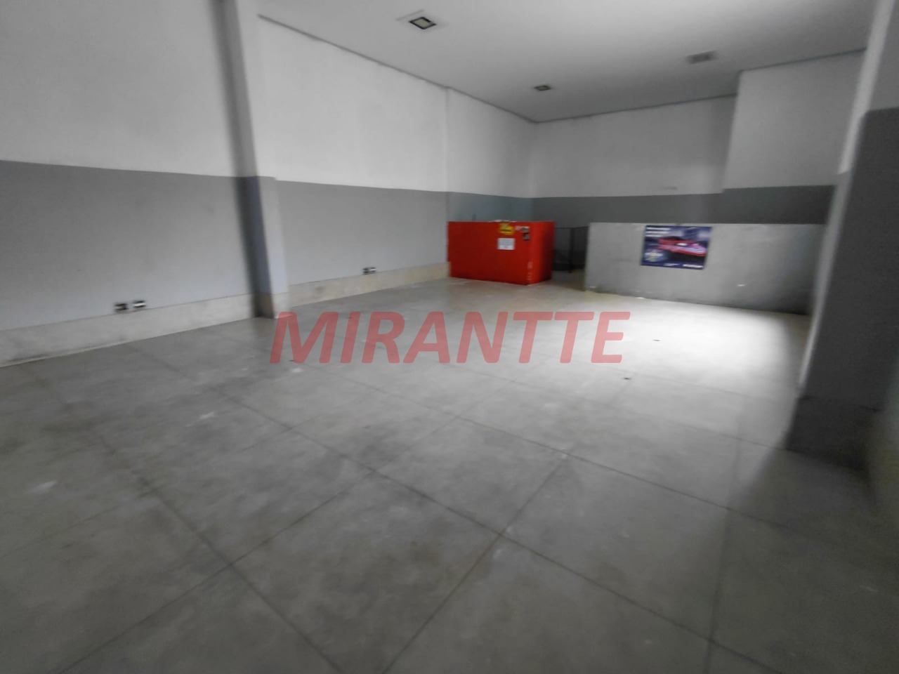 Comercial de 120m² em Santana