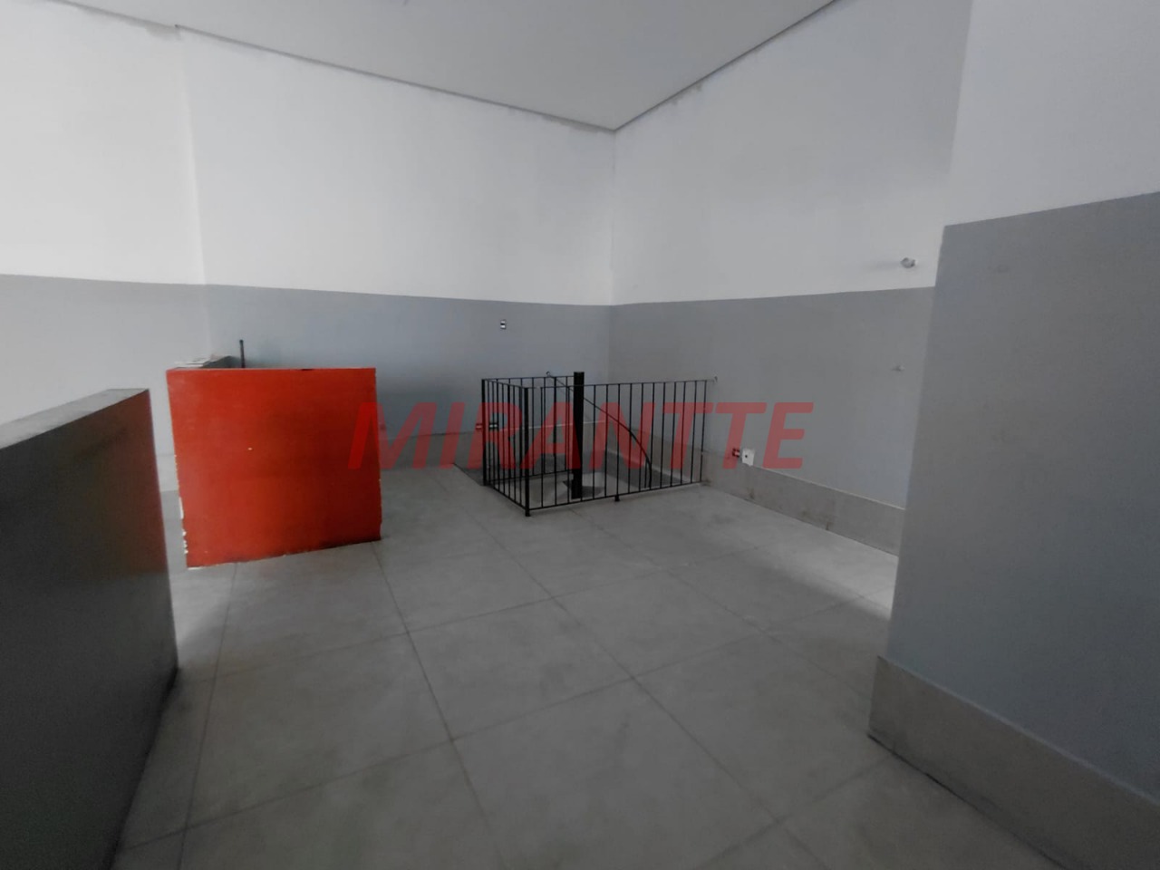 Comercial de 120m² em Santana