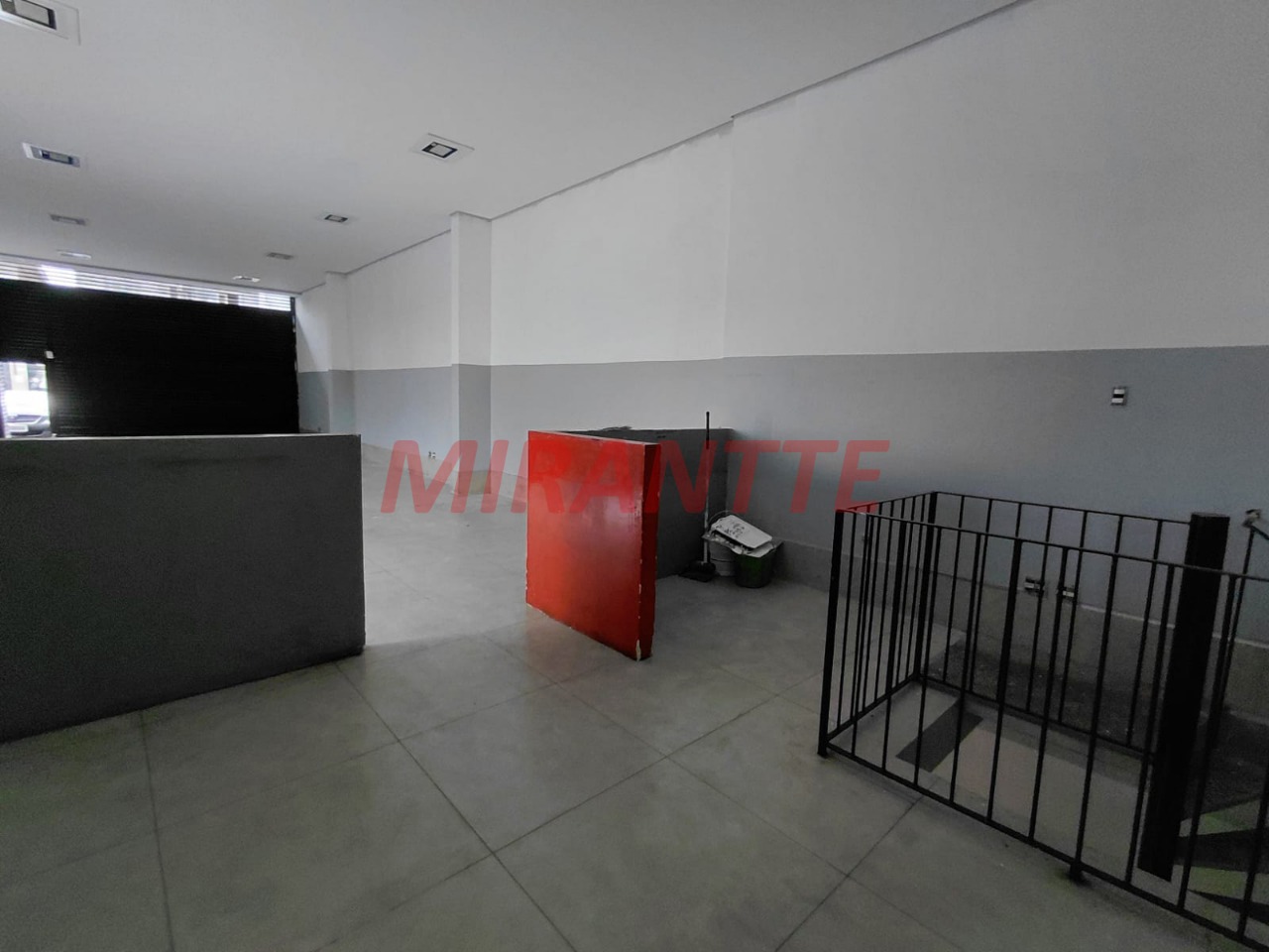 Comercial de 120m² em Santana
