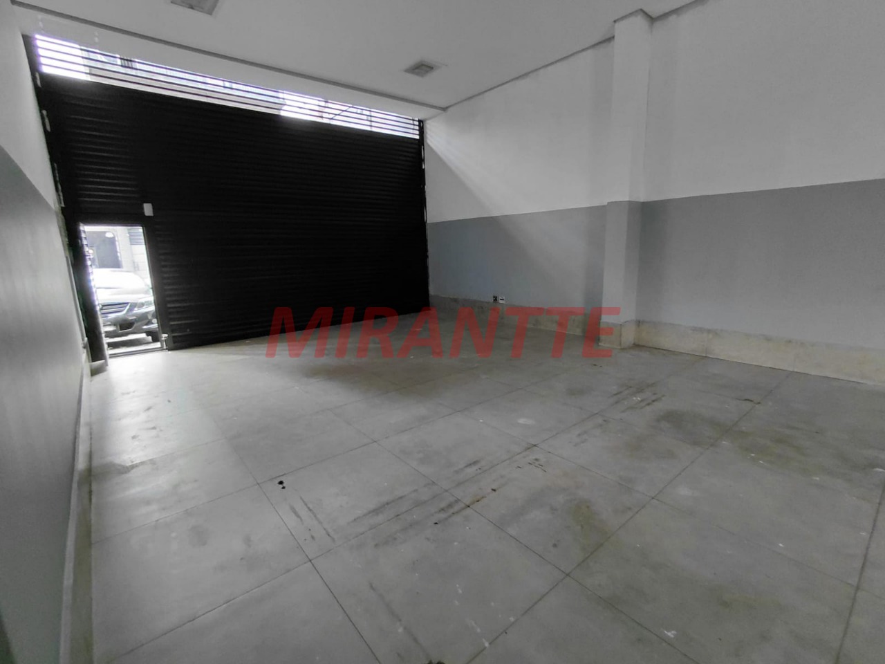 Comercial de 120m² em Santana