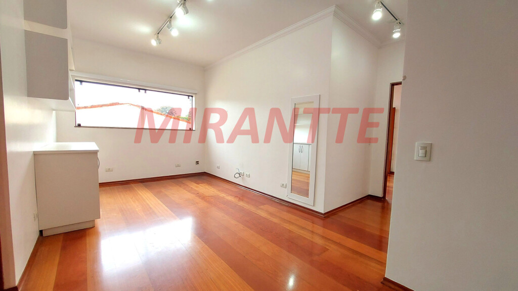 Sobrado de 372m² com 3 quartos em Tremembe