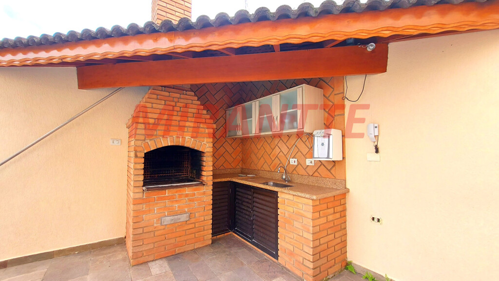 Sobrado de 372m² com 3 quartos em Tremembe