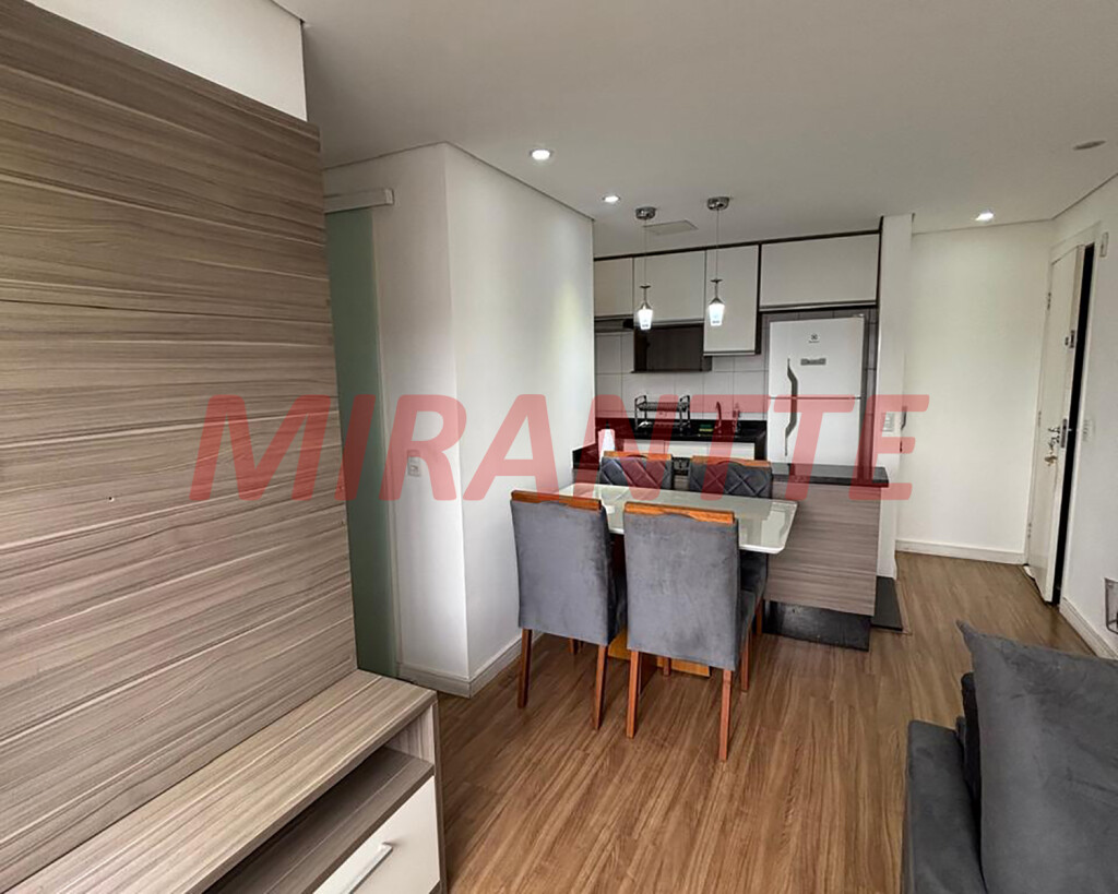 Apartamento de 45m² com 2 quartos em Jaçana