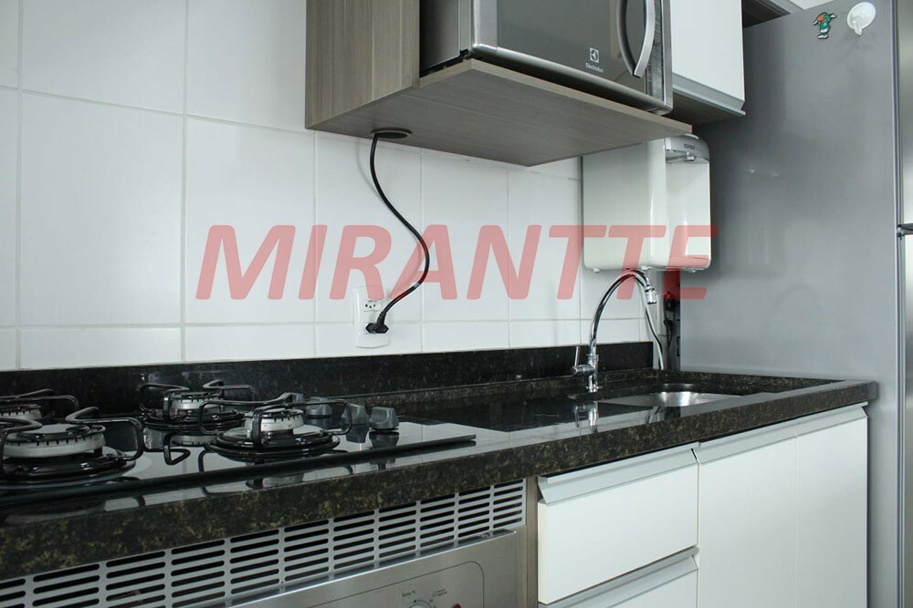 Apartamento de 45m² com 2 quartos em Jaçana
