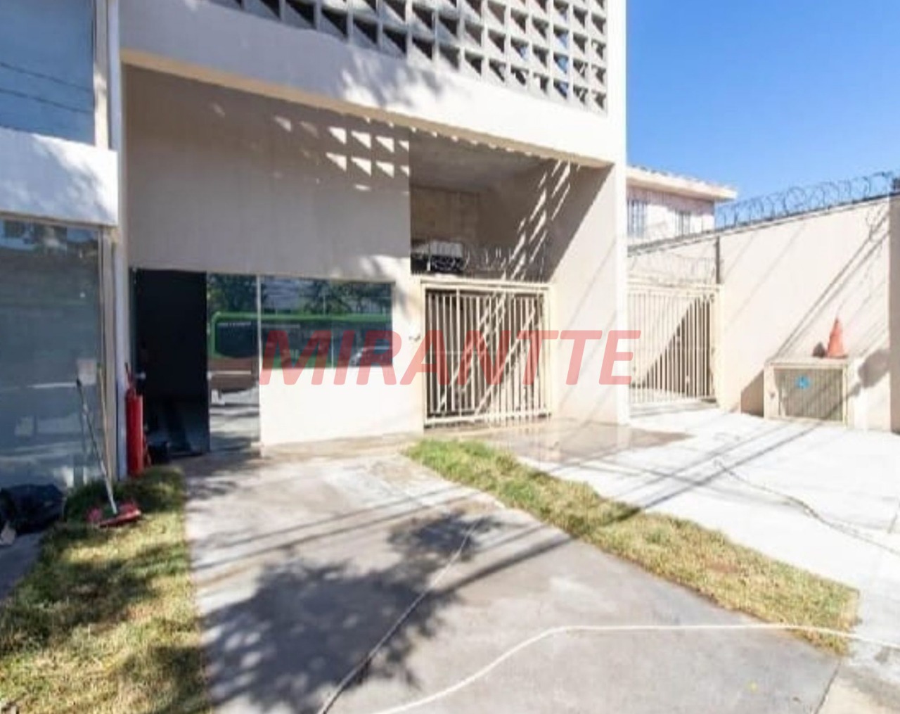 Apartamento de 43m² com 2 quartos em Jaçana