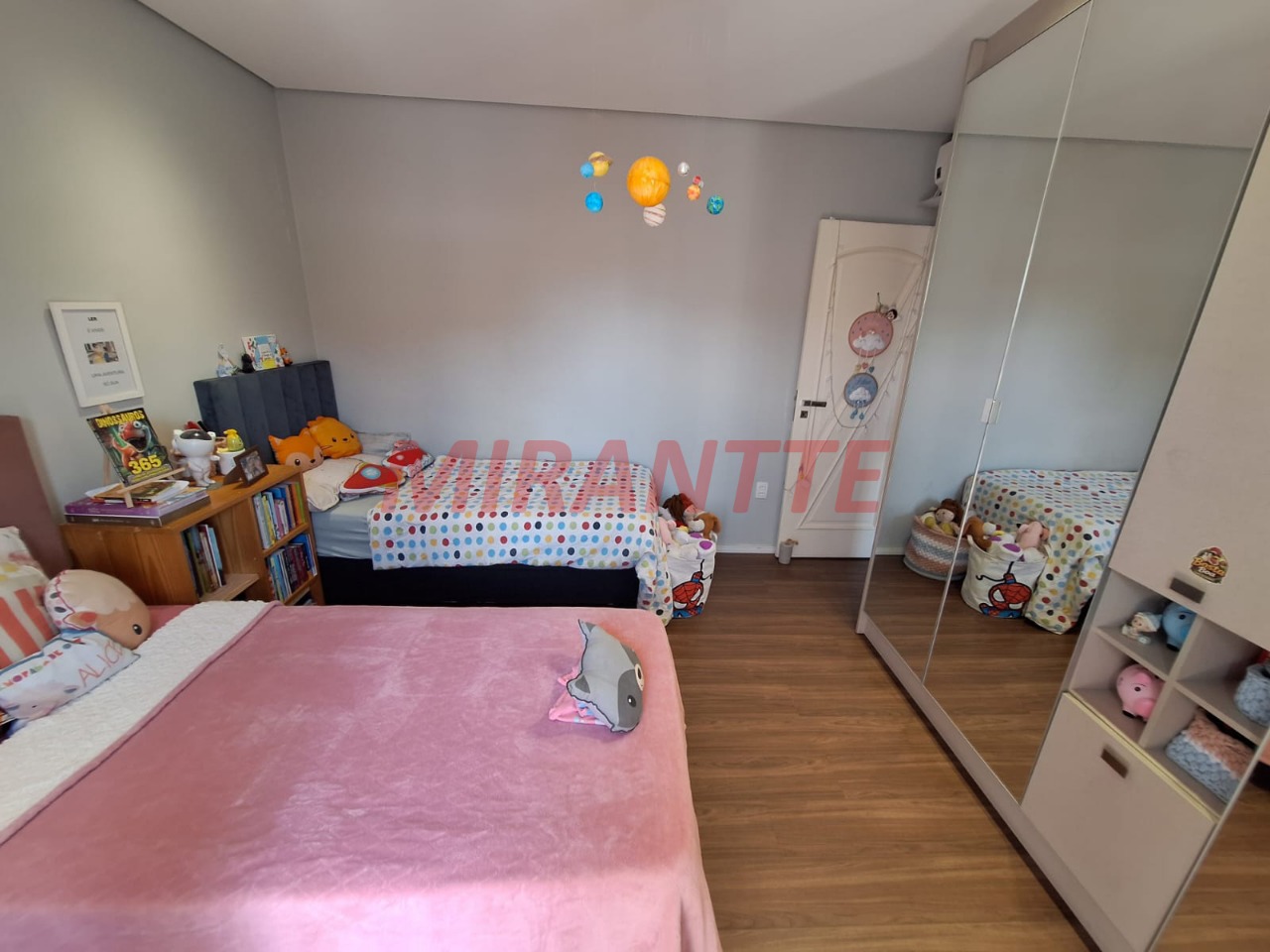 Sobrado de 144m² com 3 quartos em Santa Teresinha