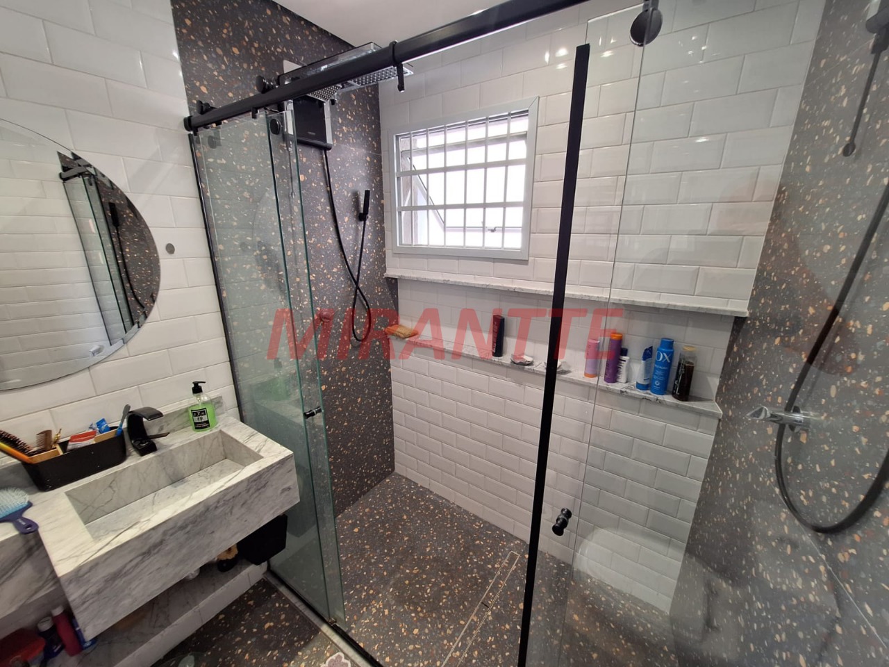 Sobrado de 144m² com 3 quartos em Santa Teresinha