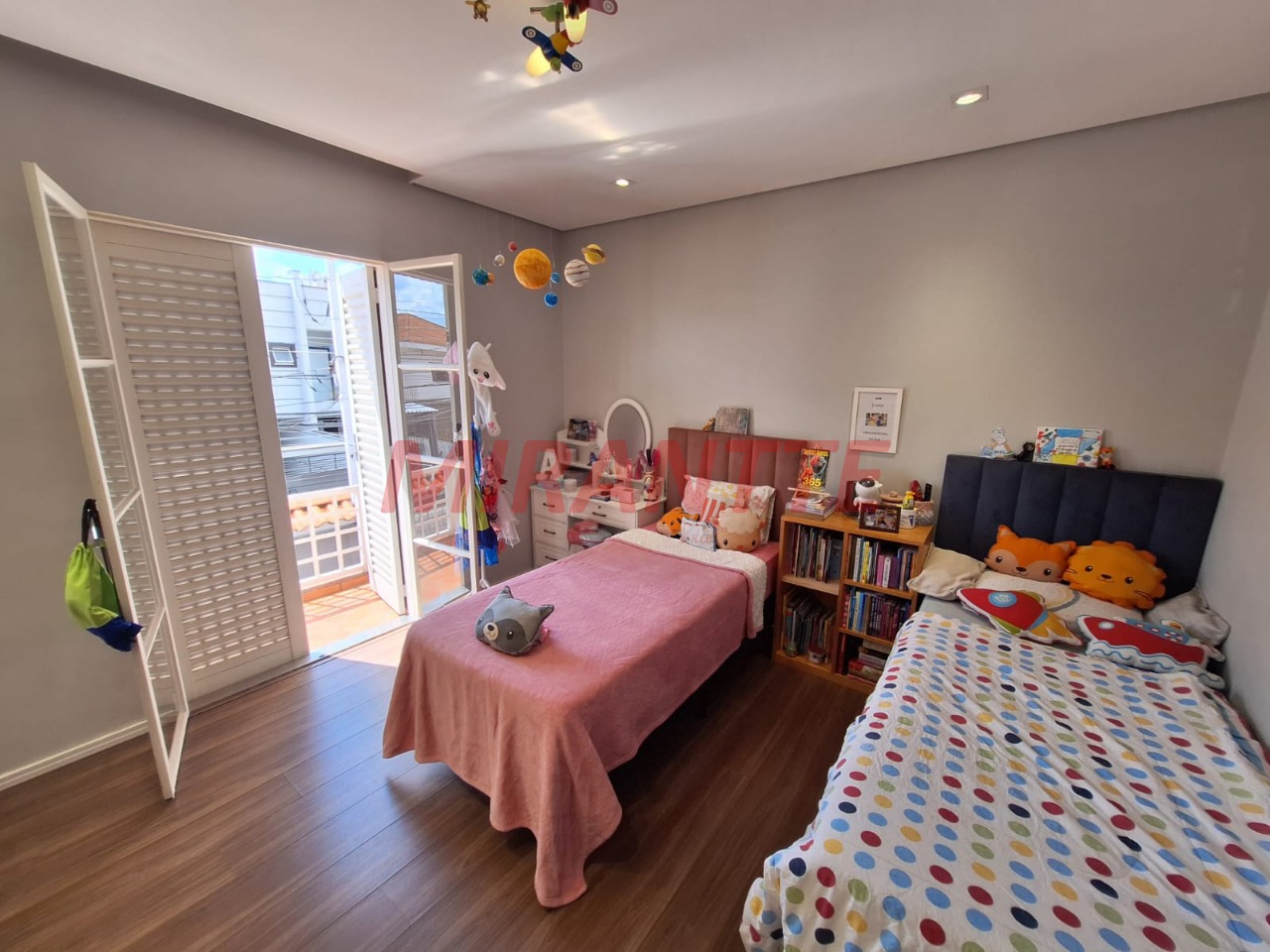 Sobrado de 144m² com 3 quartos em Santa Teresinha