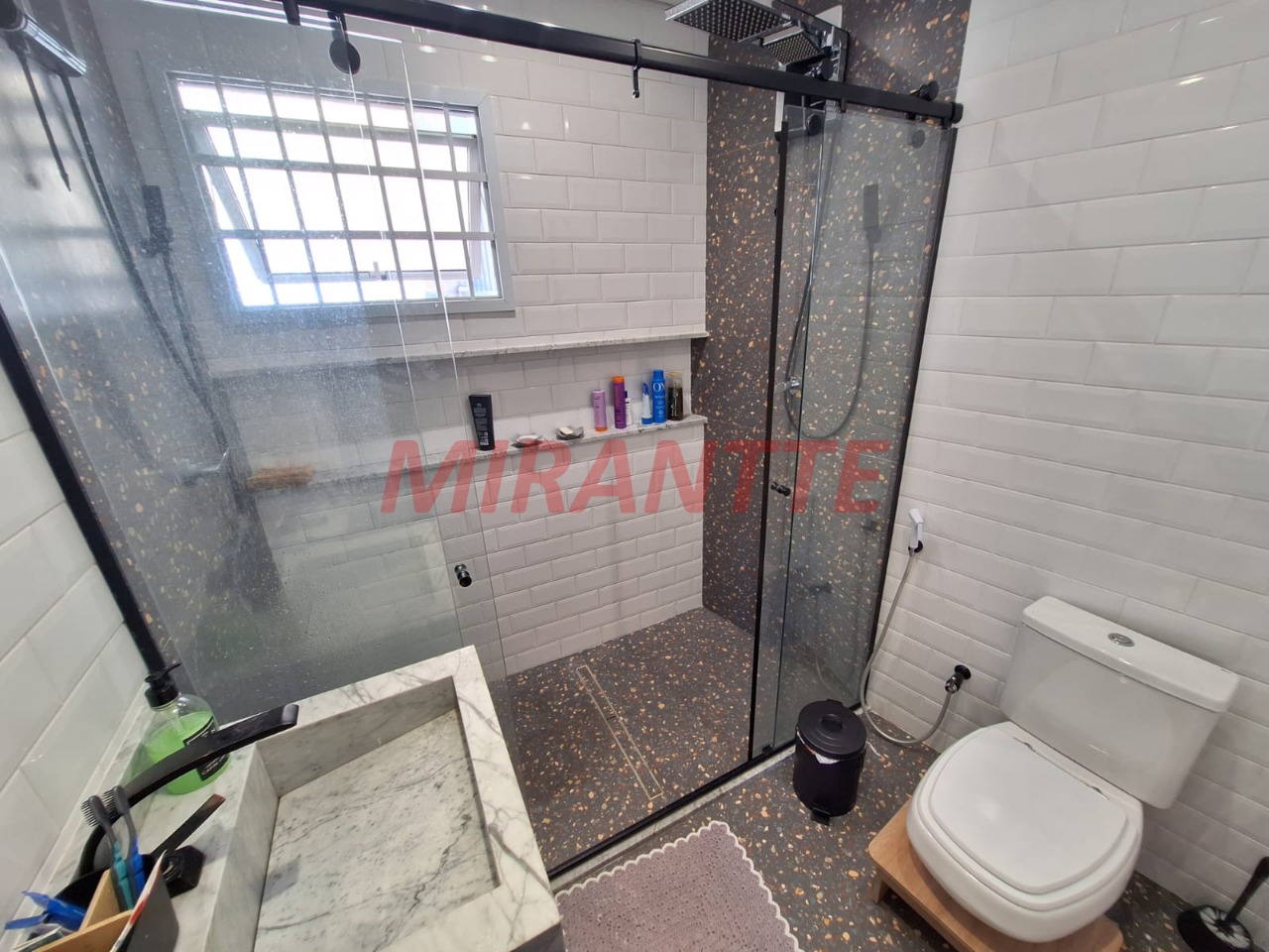 Sobrado de 144m² com 3 quartos em Santa Teresinha