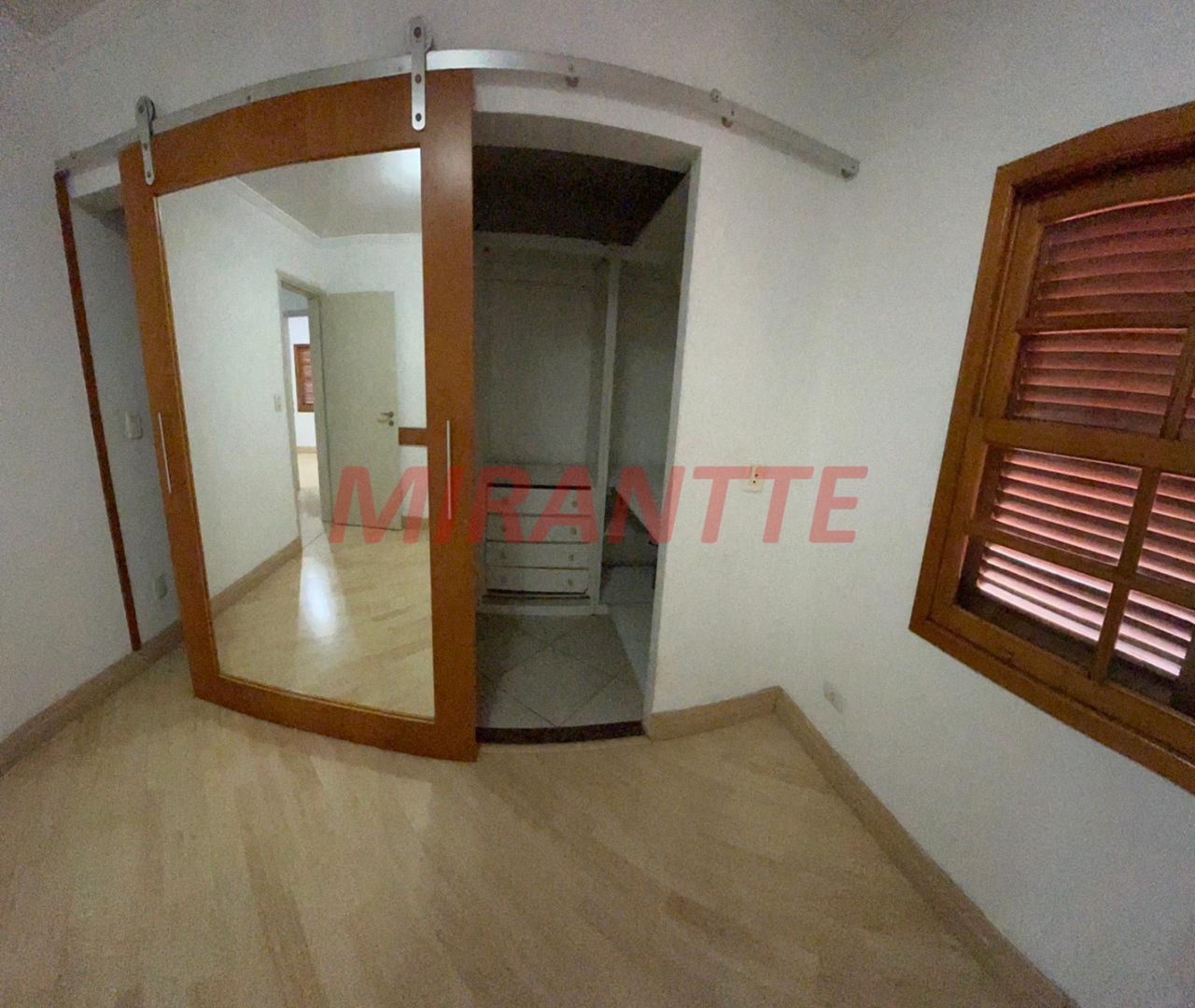 Sobrado de 85m² com 3 quartos em Jardim Virginia Bianca