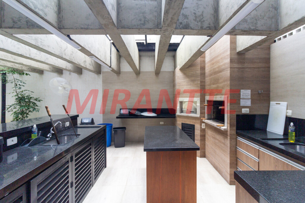 Apartamento de 212m² com 4 quartos em Santana