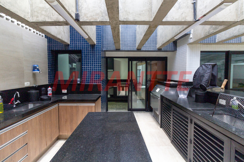 Apartamento de 212m² com 4 quartos em Santana
