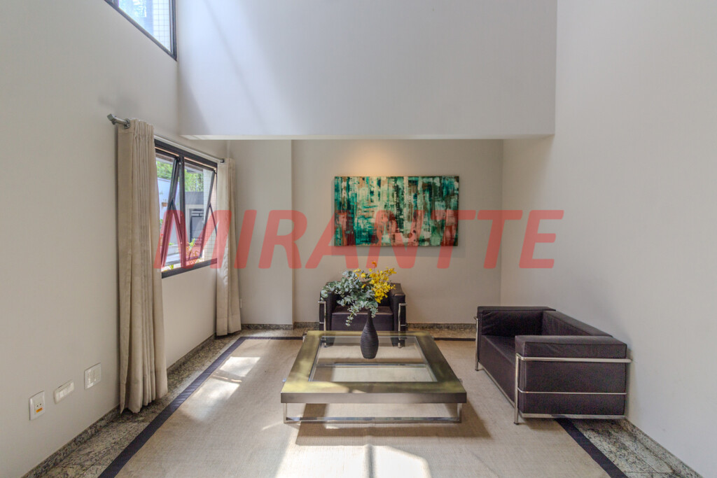 Apartamento de 212m² com 4 quartos em Santana