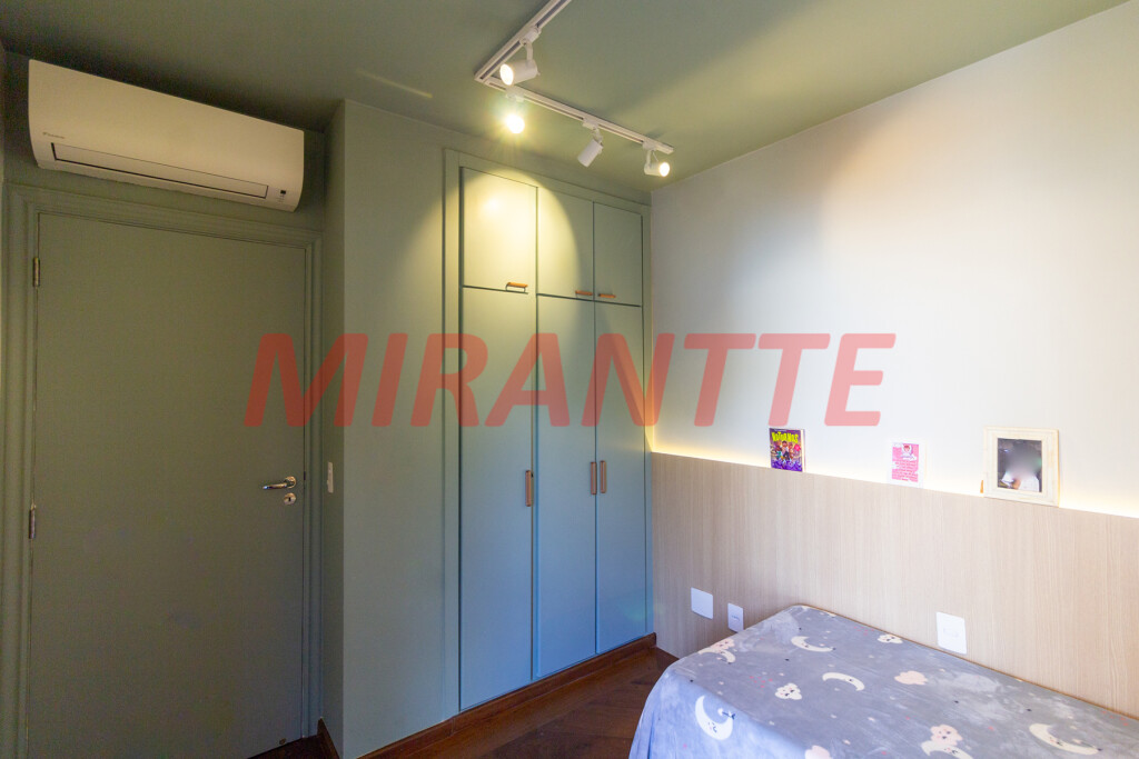 Apartamento de 212m² com 4 quartos em Santana