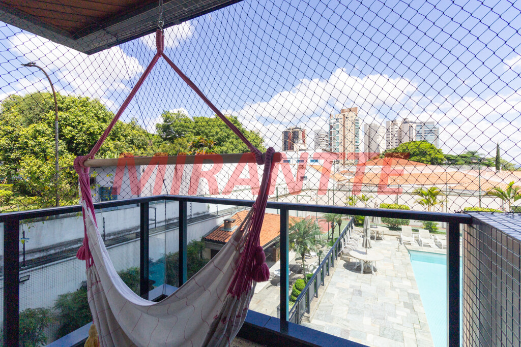 Apartamento de 212m² com 4 quartos em Santana