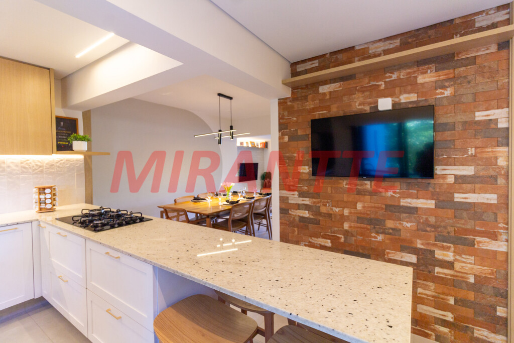 Apartamento de 212m² com 4 quartos em Santana