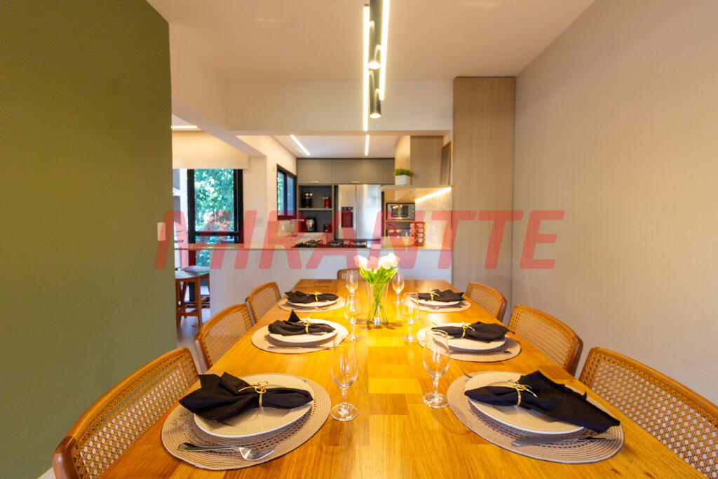 Apartamento de 212m² com 4 quartos em Santana