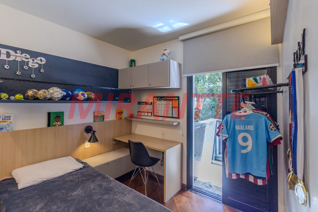 Apartamento de 212m² com 4 quartos em Santana