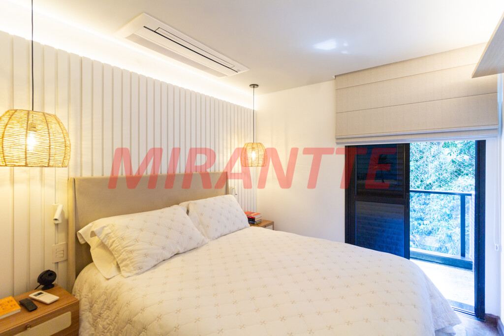 Apartamento de 212m² com 4 quartos em Santana