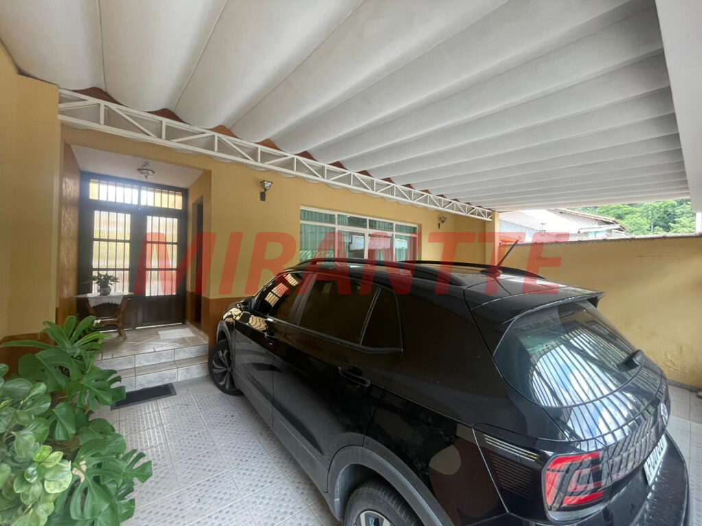 Sobrado de 172m² com 3 quartos em Horto Florestal
