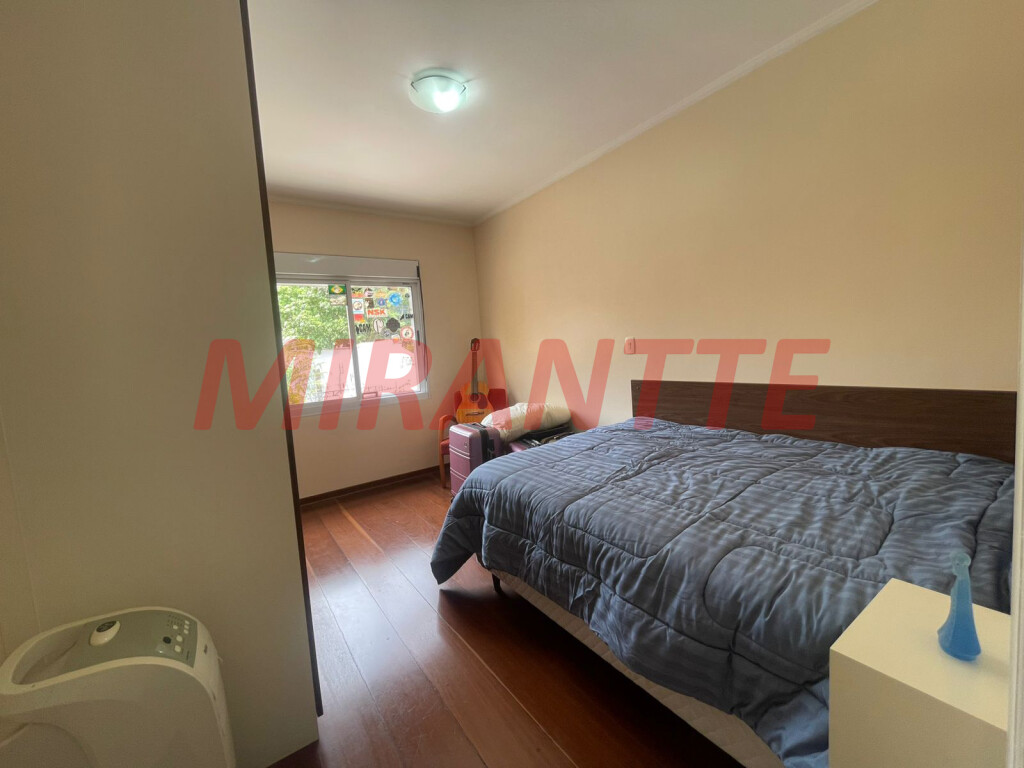 Sobrado de 172m² com 3 quartos em Horto Florestal