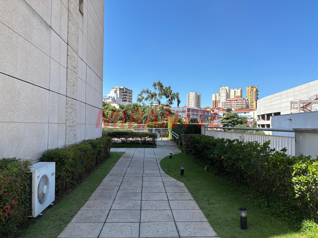 Apartamento de 64m² com 2 quartos em Santana