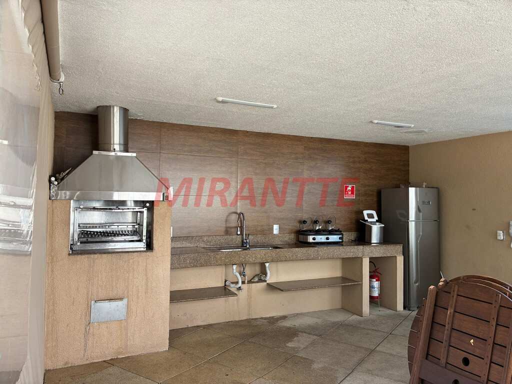 Apartamento de 64m² com 2 quartos em Santana