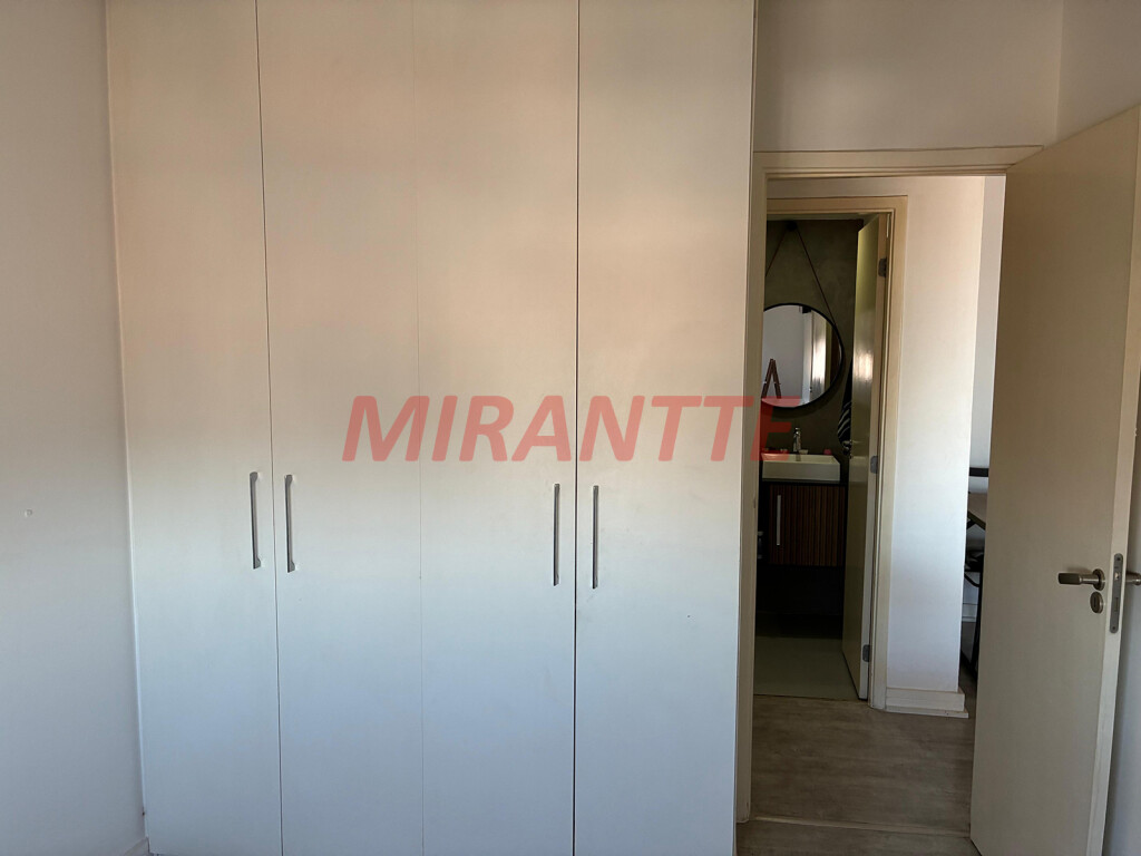 Apartamento de 64m² com 2 quartos em Santana