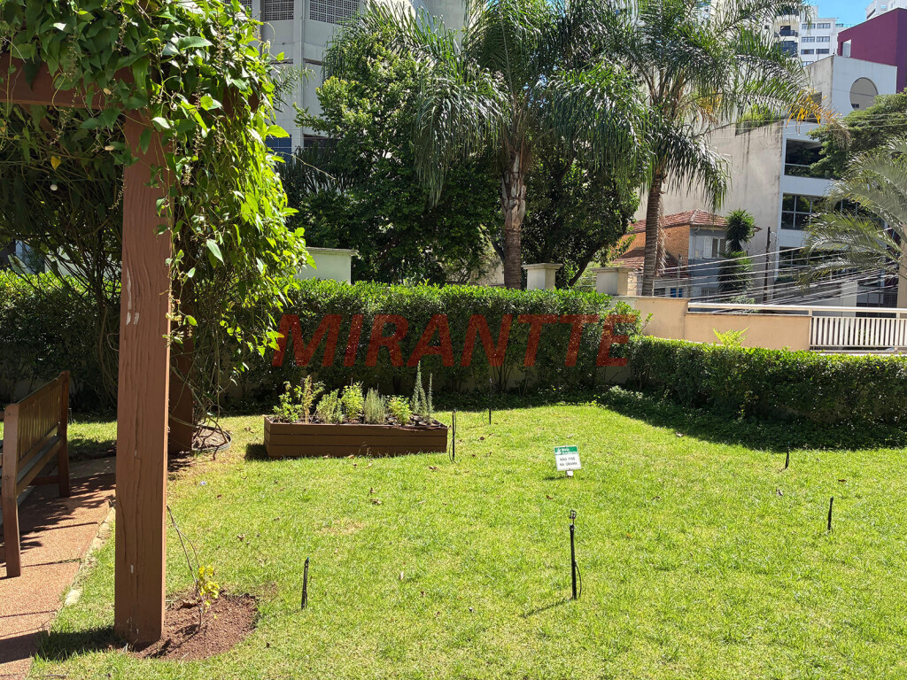 Apartamento de 64m² com 2 quartos em Santana