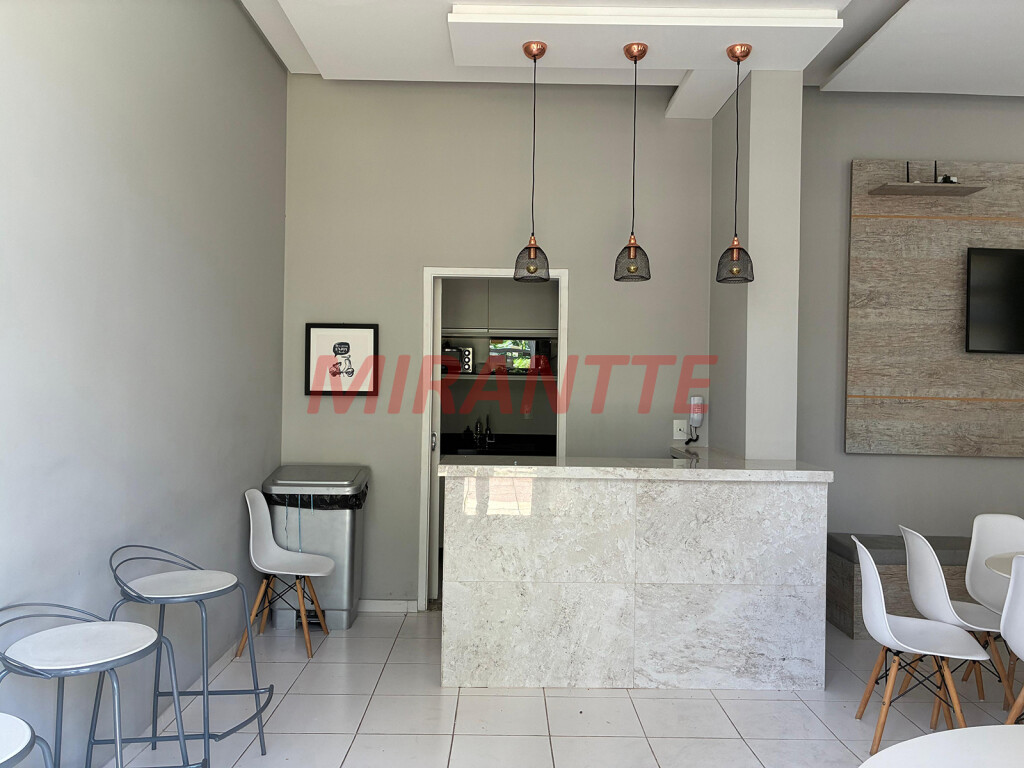 Apartamento de 64m² com 2 quartos em Santana