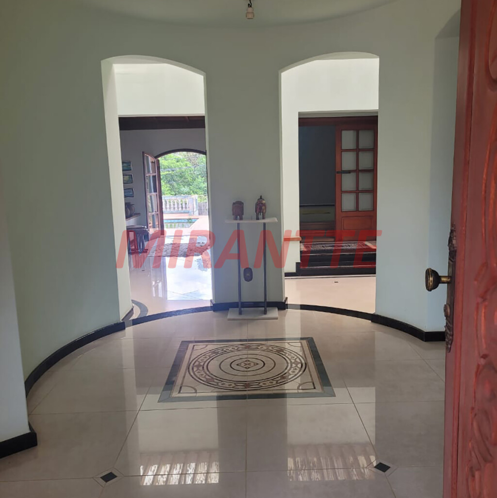 ChÁcara com 4 quartos em Recanto Amapola