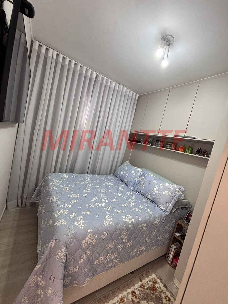Apartamento de 38m² com 2 quartos em Parque Vitória