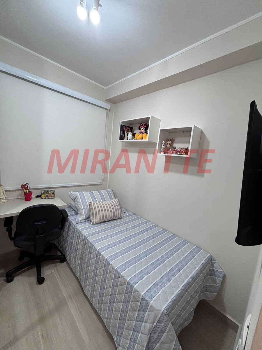 Apartamento de 38m² com 2 quartos em Parque Vitória