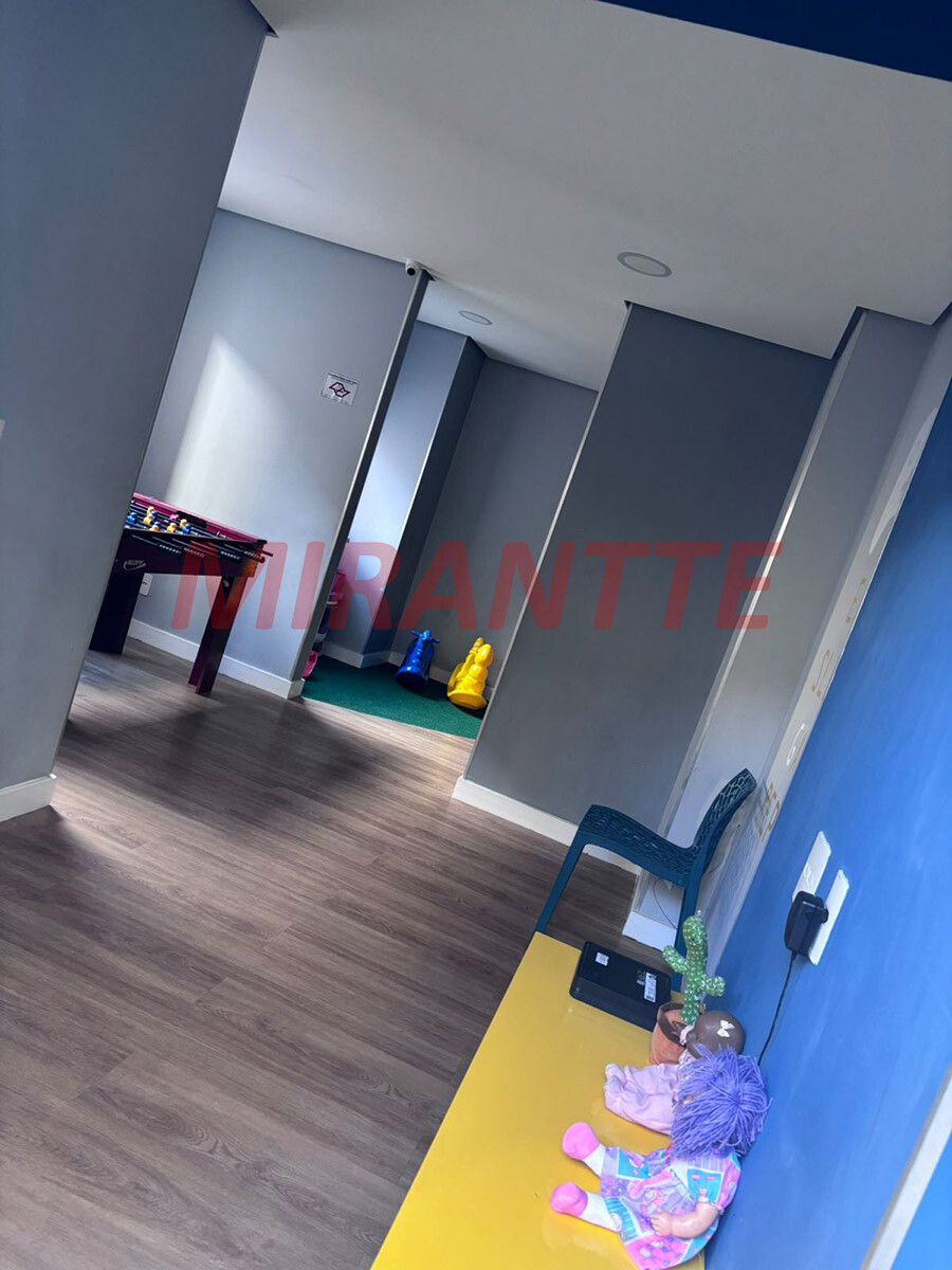 Apartamento de 38m² com 2 quartos em Parque Vitória