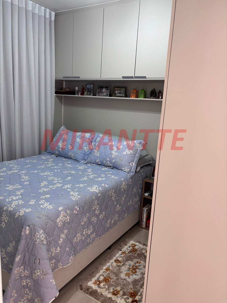 Apartamento de 38m² com 2 quartos em Parque Vitória