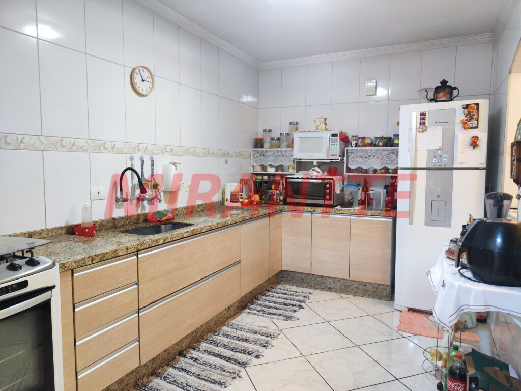 Sobrado de 108m² com 3 quartos em Imirim