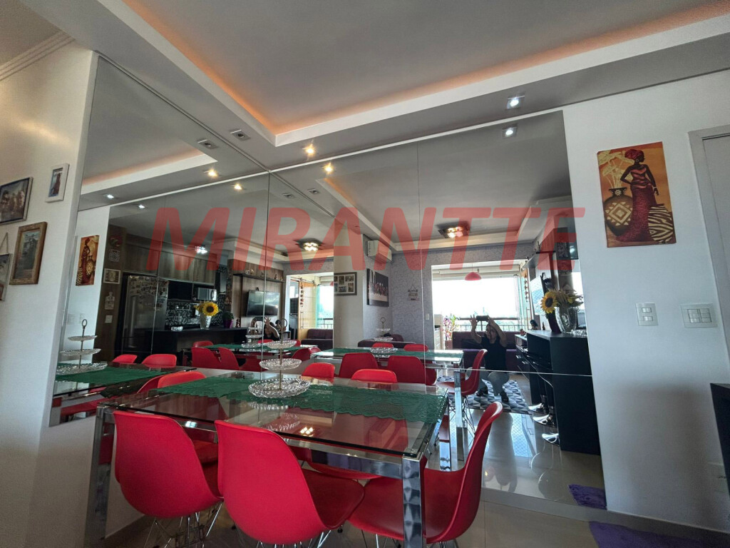 Apartamento de 60m² com 2 quartos em Vila Nova Mazzei